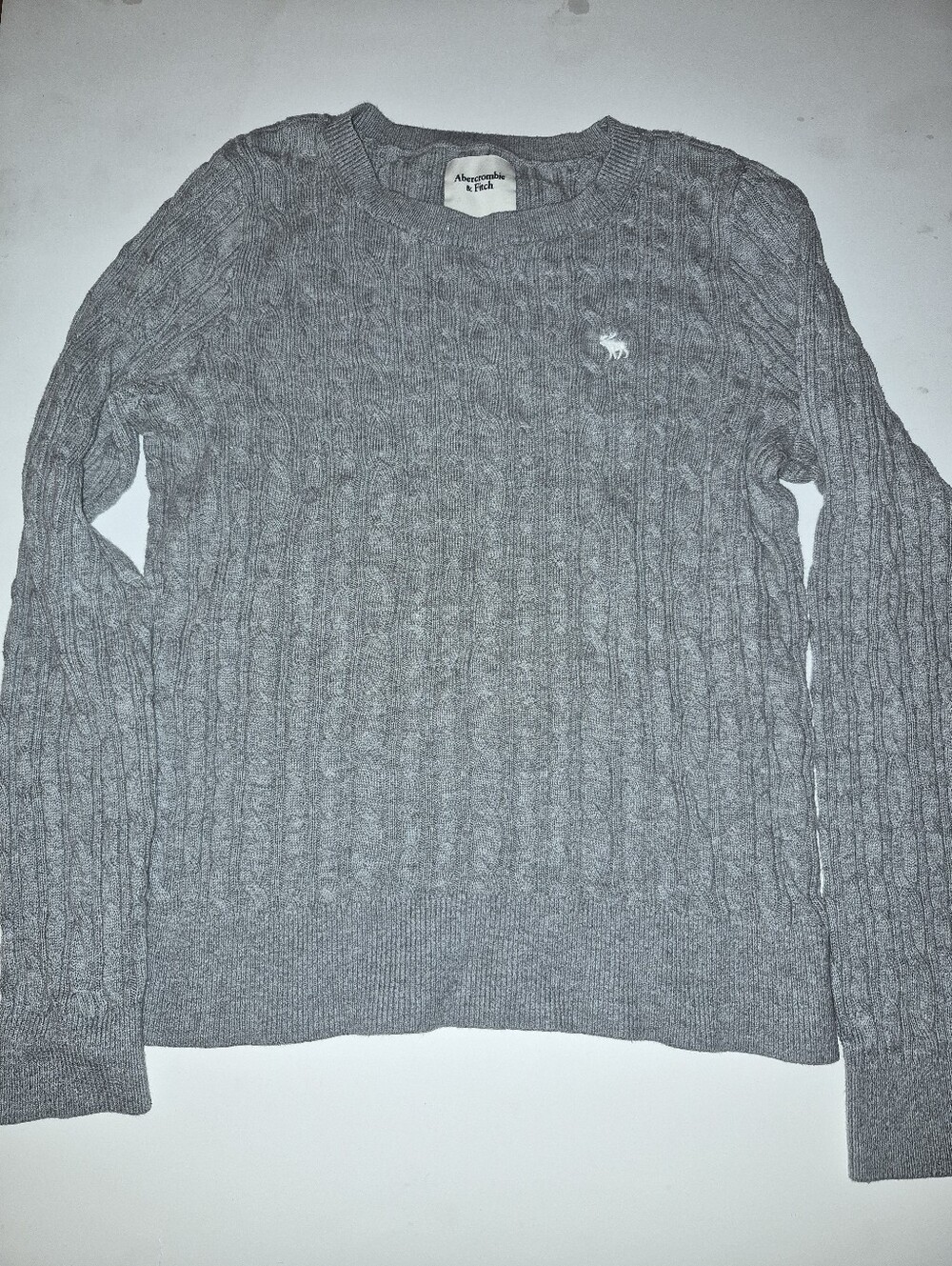Abercrombie & Fitch Youth’s Light Gray Cable Crewneck Sweater Large